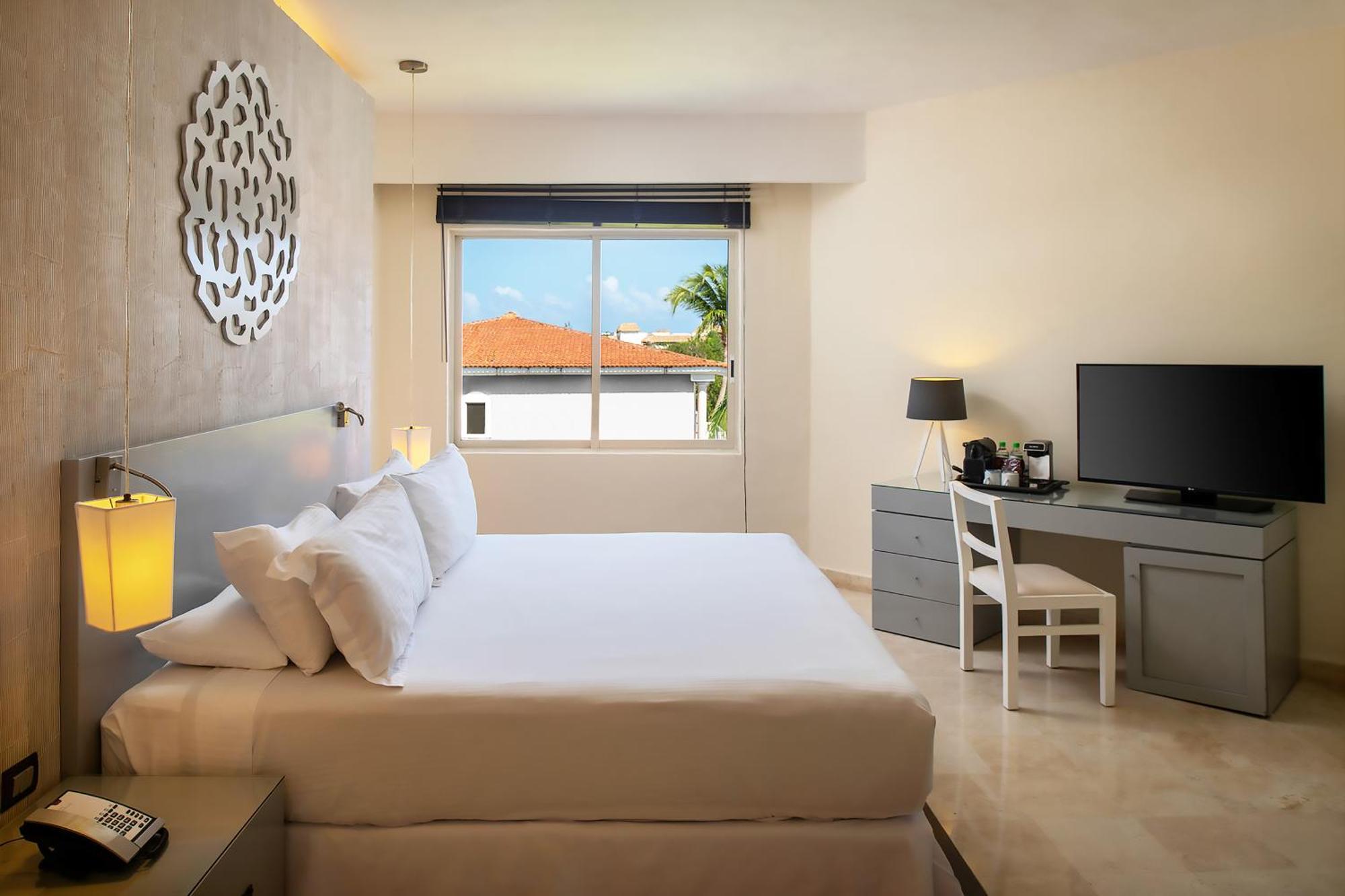 Ocean Maya Royale Adults Only Resort Lafitte